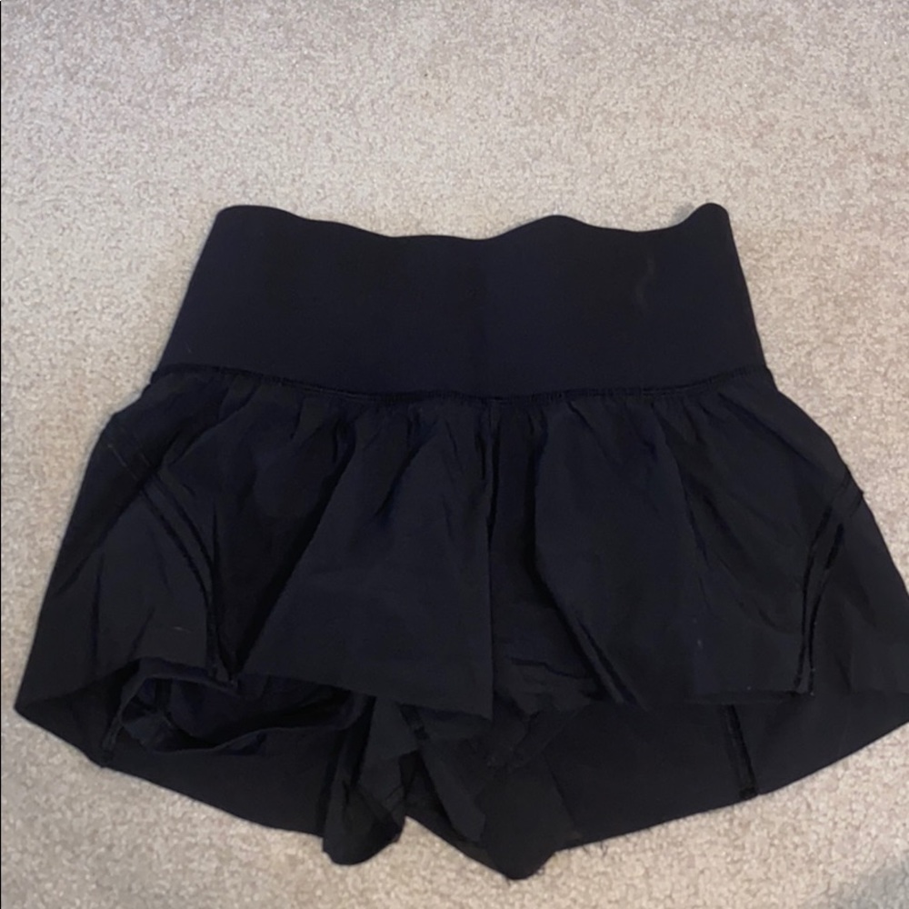 LULULEMON RUNNING SHORTS